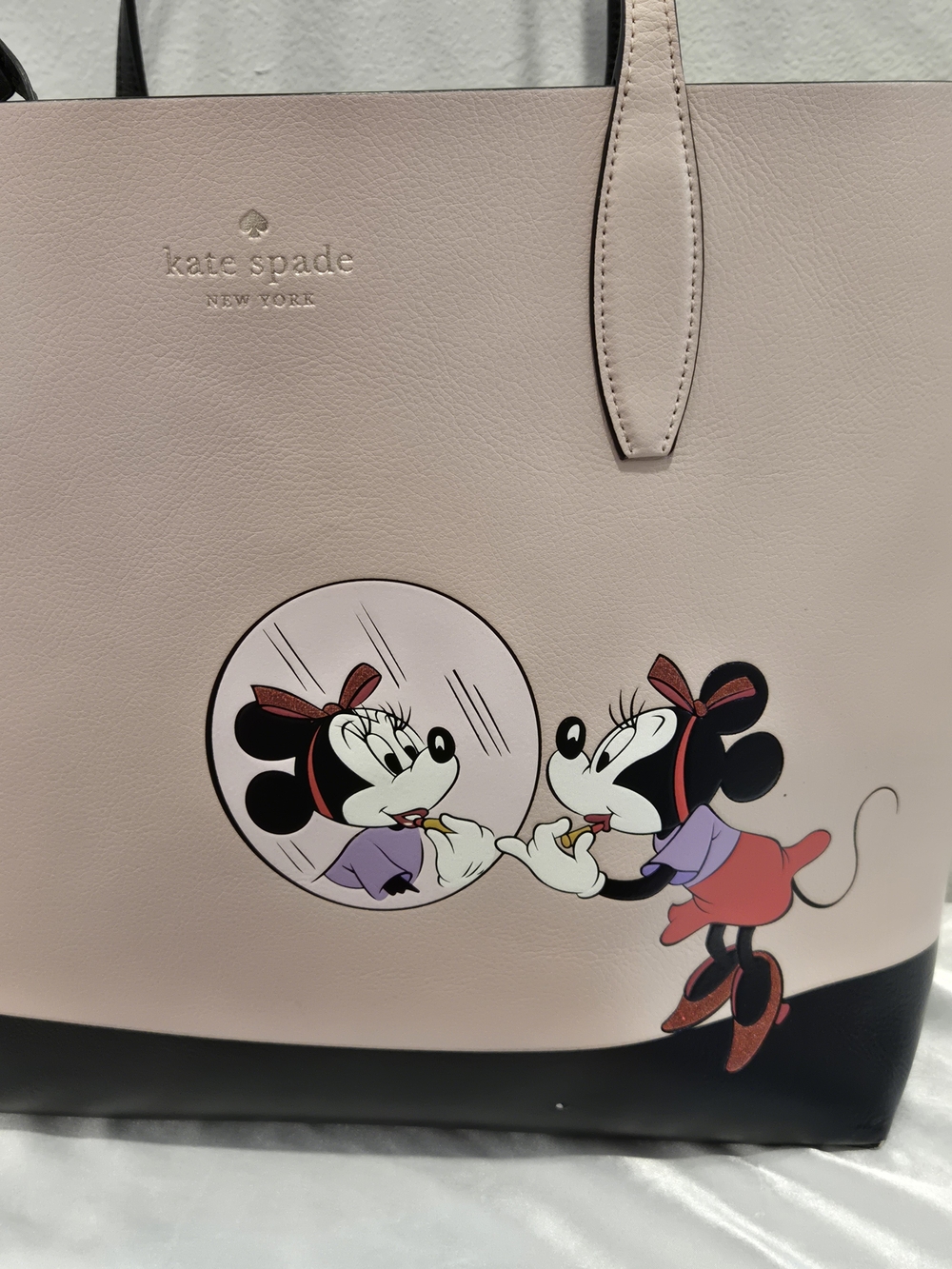kate spade New York X Disney Minnie Mouse Large Reversible Tote With Pouch - Picture 16 of 16